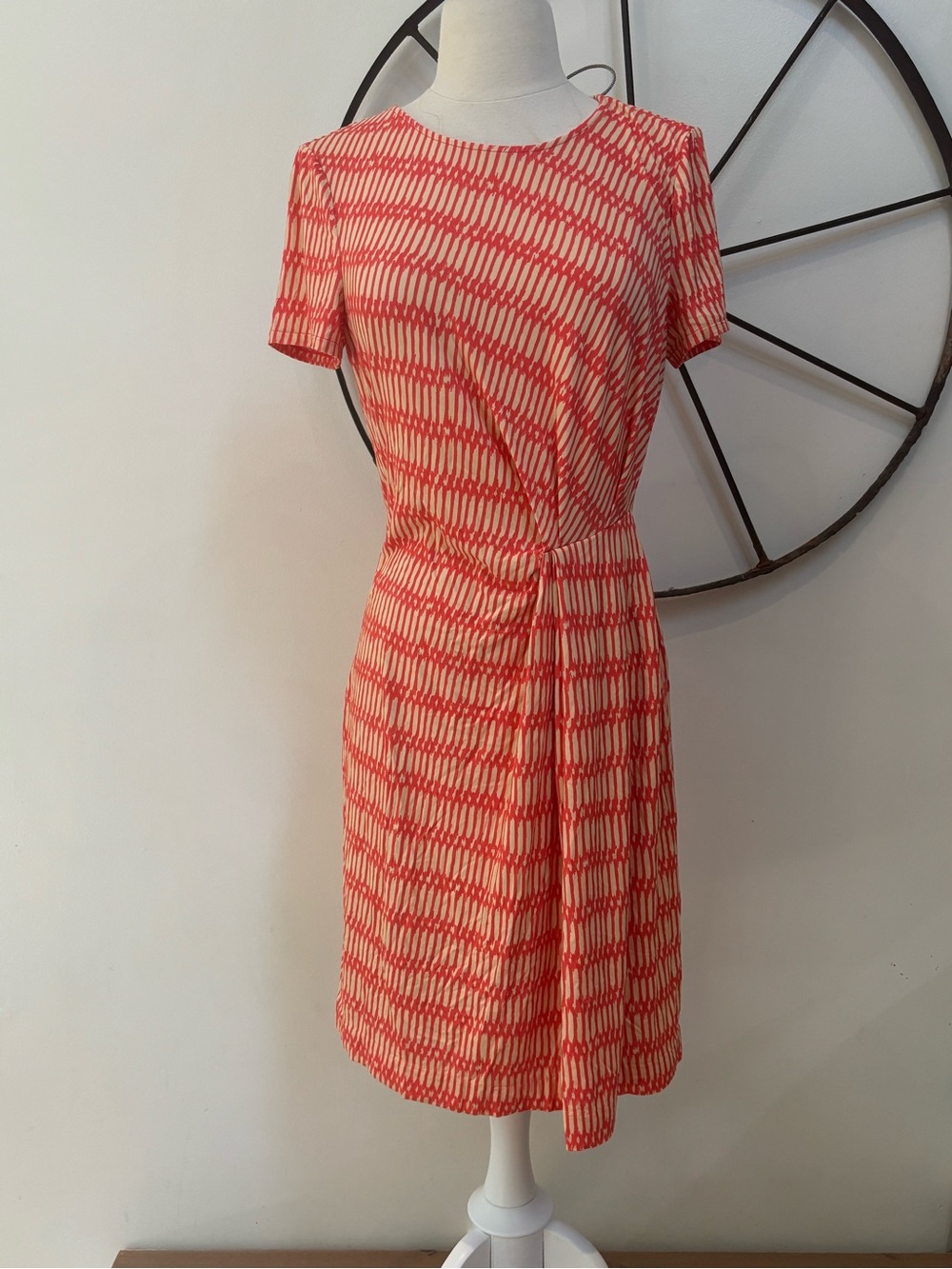 Lafayette 148 New York jersey tee orange patterned knee length casual dress L